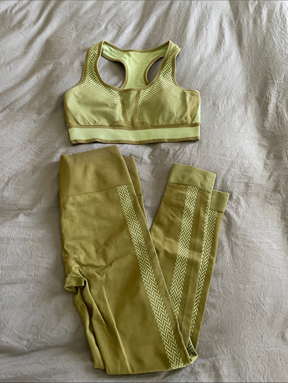Fabletics Green Sports Bra and Leggings Set